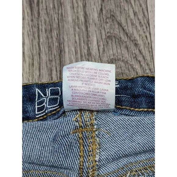 (3/$35) NOBO No Boundaries Size 3 Distressed High Rise Skinny Button Fly Jeans - Picture 5 of 10